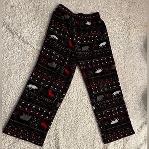 3 piece pajama set. boys. all 6/7.